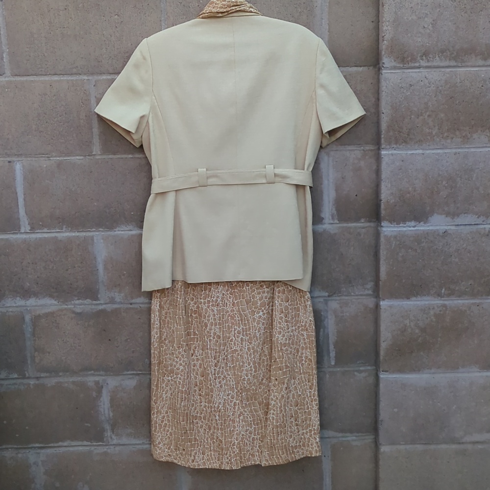 Kasper Cream Short-Sleeve Belted Blazer And Skirt Set, 14P - Picture 9 of 15